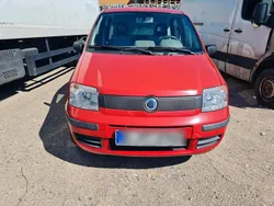 Rot Gebraucht 2003 Fiat Panda Kleinwagen | 1.750 €
