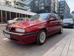Rot Gebraucht 1997 Alfa Romeo 155 Limousine | 13.900 €