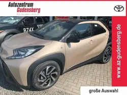 Beige Gebraucht 2025 Toyota Aygo Kleinwagen | 16.980 € (Fairer Preis)