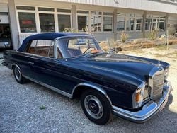 Blau Gebraucht 1965 Mercedes W111 Cabrio | 95.000 €