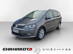 Grau Gebraucht 2022 VW Sharan Highline Van / Kleinbus | 32.450 € (Fairer Preis)
