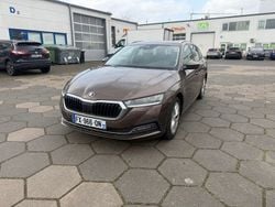 Schwarz Gebraucht 2021 Skoda Octavia Ambition Kombi | 17.000 € (Guter Preis)