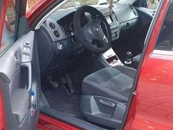 Rot Gebraucht 2012 VW Tiguan Track & Field SUV | 9.500 € (Fairer Preis)
