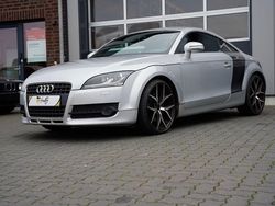 Silber Gebraucht 2006 Audi TT Roadster Design Cabrio | 6.499 €