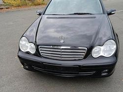 Schwarz Gebraucht 2006 Mercedes C200 Classic Kombi | 1.500 € (Fairer Preis)