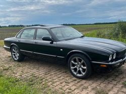 Schwarz Gebraucht 1998 Jaguar XJ8 Executive Limousine | 6.250 € (Superpreis)
