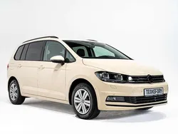Hellelfenbein Neu 2025 VW Touran Trendline Van / Kleinbus | 37.366 €