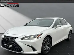 Weiß Neu 2025 Lexus ES300H Business Edition Limousine | 46.990 € (Fairer Preis)