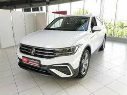 Weiss Gebraucht 2022 VW Tiguan Allspace SUV | 34.770 € (Fairer Preis)