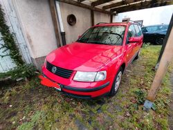 Rot Gebraucht 2000 VW Passat Kombi | 1.199 € (Fairer Preis)