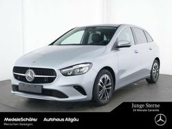 Lack hightechsilber (metallic) Gebraucht 2024 Mercedes B200 Van / Kleinbus | 31.869 € (Guter Preis)