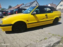 Gelb Gebraucht 1996 Renault 19 Cabrio | 5.995 €