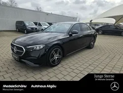 Lack obsidianschwarz (metallic) Gebraucht 2023 Mercedes E200 AMG Limousine | 46.649 € (Etwas zu teuer)