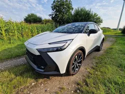 Weiß Gebraucht 2025 Toyota C-HR SUV | 32.200 € (Superpreis)