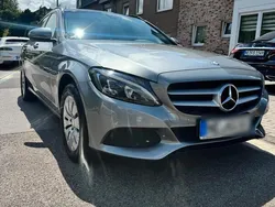 Grau Gebraucht 2016 Mercedes C200 Kombi | 14.900 €
