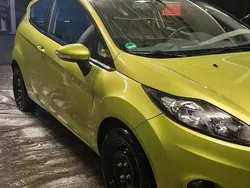 Grün Gebraucht 2009 Ford Fiesta Kleinwagen | 3.500 €
