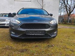 Grau Gebraucht 2016 Ford Focus Business Edition Limousine | 4.250 € (Superpreis)