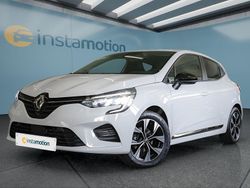 Weiß Gebraucht 2022 Renault Clio V Kleinwagen | 17.399 € (Fairer Preis)