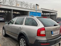 Andere farben Gebraucht 2008 Skoda Octavia Scout Scout 4x4 Kombi | 4.500 €
