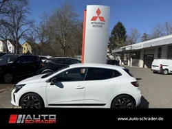 Weiß Neu 2025 Mitsubishi Colt Select Limousine | 21.480 € (Etwas zu teuer)