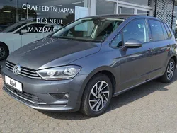 Grau Gebraucht 2017 VW Golf Sportsvan Sound Van / Kleinbus | 13.990 € (Fairer Preis)