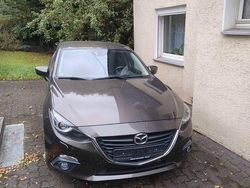 Braun Gebraucht 2017 Mazda 3 Nakama Limousine | 10.500 € (Fairer Preis)