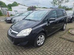 Schwarz Gebraucht 2009 Opel Zafira Van / Kleinbus | 2.250 € (Fairer Preis)