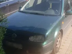 Grün Gebraucht 1999 VW Golf IV Kleinwagen | 850 € (Superpreis)