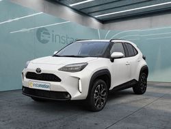 Grau Gebraucht 2024 Toyota Yaris Cross SUV | 29.049 € (Etwas zu teuer)