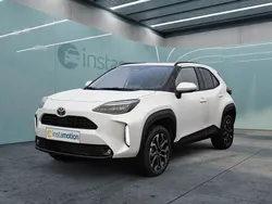 Grau Neu 2024 Toyota Yaris Cross SUV | 29.049 € (Etwas zu teuer)