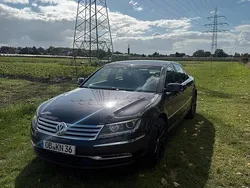 Braun Gebraucht 2010 VW Phaeton Limousine | 6.700 €