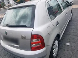 Grau Gebraucht 2001 Skoda Fabia Kombi | 550 € (Fairer Preis)