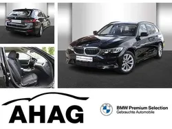 Schwarz uni Gebraucht 2022 BMW 318 Sport Line Kombi | 24.990 € (Guter Preis)