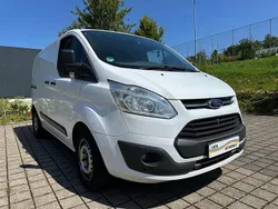 Weiß Gebraucht 2017 Ford Transit Custom Trend Van / Kleinbus | 18.900 € (Superpreis)