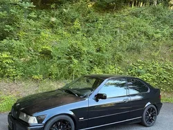 Schwarz Gebraucht 2000 BMW 323 Compact Kleinwagen | 12.500 €