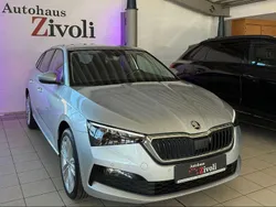 Silber Gebraucht 2023 Skoda Scala Style Kleinwagen | 20.940 € (Guter Preis)