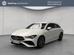 Weiß Gebraucht 2025 Mercedes CLA180 Shooting Brake Advanced Plus Kombi | 42.500 €