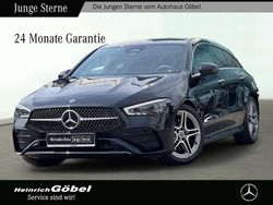 Schwarz Gebraucht 2024 Mercedes CLA200 AMG line Limousine | 34.900 € (Fairer Preis)
