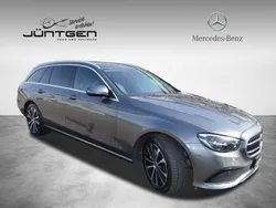 Grau Gebraucht 2022 Mercedes E300 Avantgarde Limousine | 36.333 € (Etwas zu teuer)