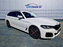 Weiß Gebraucht 2023 BMW 520 M Sport Kombi | 47.970 €