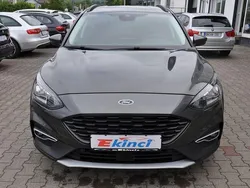 Grau Gebraucht 2019 Ford Focus Active Limousine | 18.600 € (Fairer Preis)