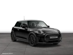 Midnight black metallic Gebraucht 2024 Mini Cooper Kleinwagen | 29.111 € (Fairer Preis)