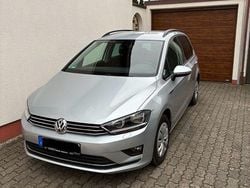 Silber Gebraucht 2016 VW Golf Sportsvan LOUNGE Van / Kleinbus | 11.999 € (Guter Preis)