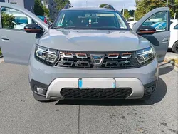 Grau Gebraucht 2022 Dacia Duster Extreme SUV | 21.199 € (Fairer Preis)