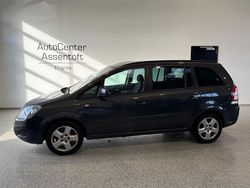 Grau Gebraucht 2014 Opel Zafira Family Van / Kleinbus | 2.800 € (Superpreis)