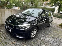 Schwarz Gebraucht 2016 BMW 216 Active Tourer Sport Line Van / Kleinbus | 11.500 € (Teuer)
