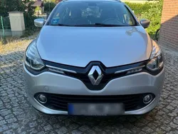 Silber Gebraucht 2015 Renault Clio GrandTour Kombi | 4.800 € (Guter Preis)