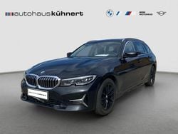 Schwarz Gebraucht 2021 BMW 320 Sport Line Kombi | 17.500 € (Etwas zu teuer)