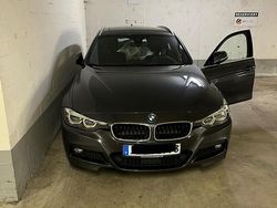 Grau Gebraucht 2018 BMW 330 M Sport Kombi | 30.999 €