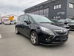 Schwarz Gebraucht 2016 Opel Zafira Tourer drive Van / Kleinbus | 12.900 € (Fairer Preis)